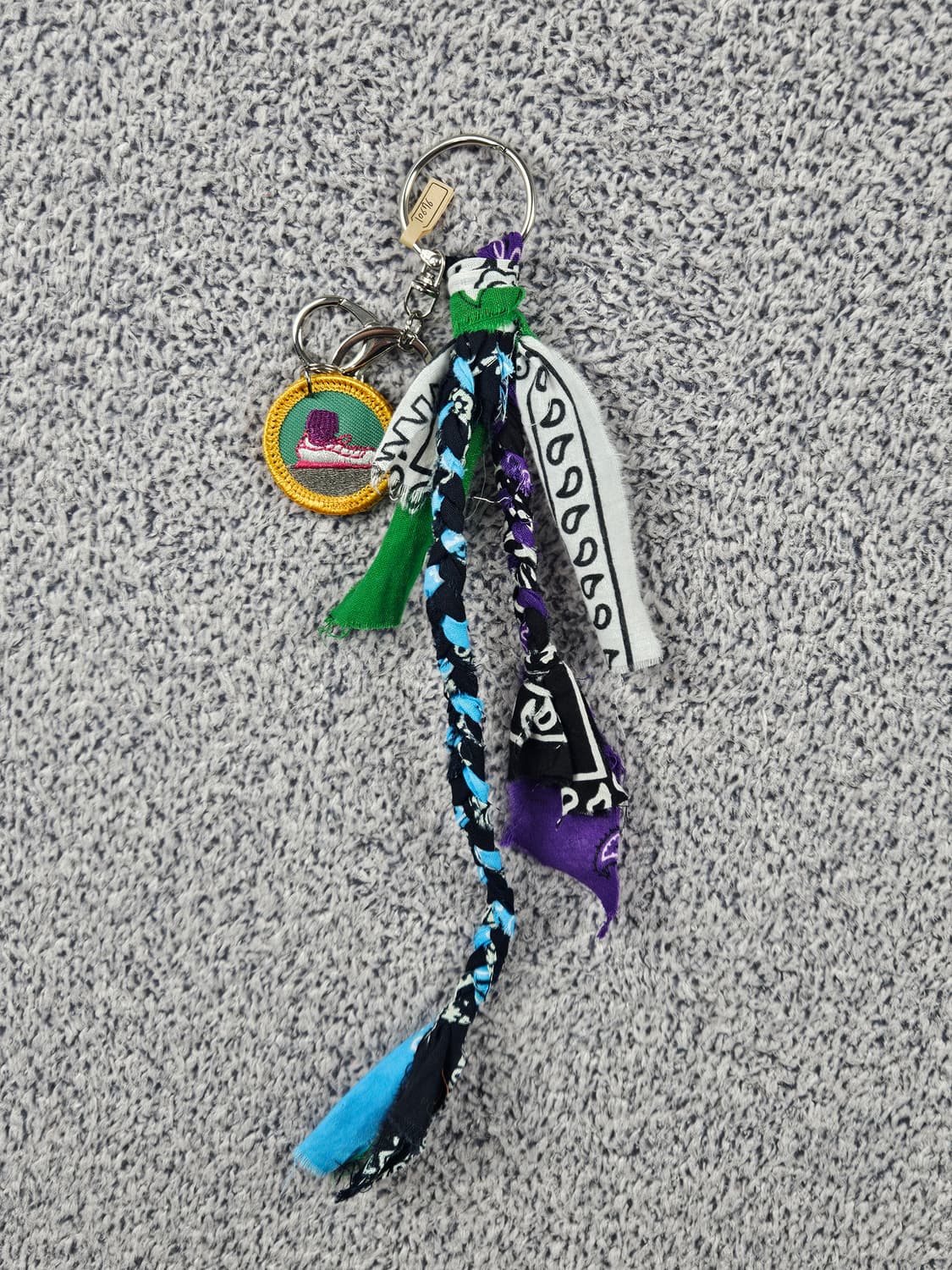 핸드메이드 커스텀 패치 반다나 카라비너 키링 / 10676 상품이미지1