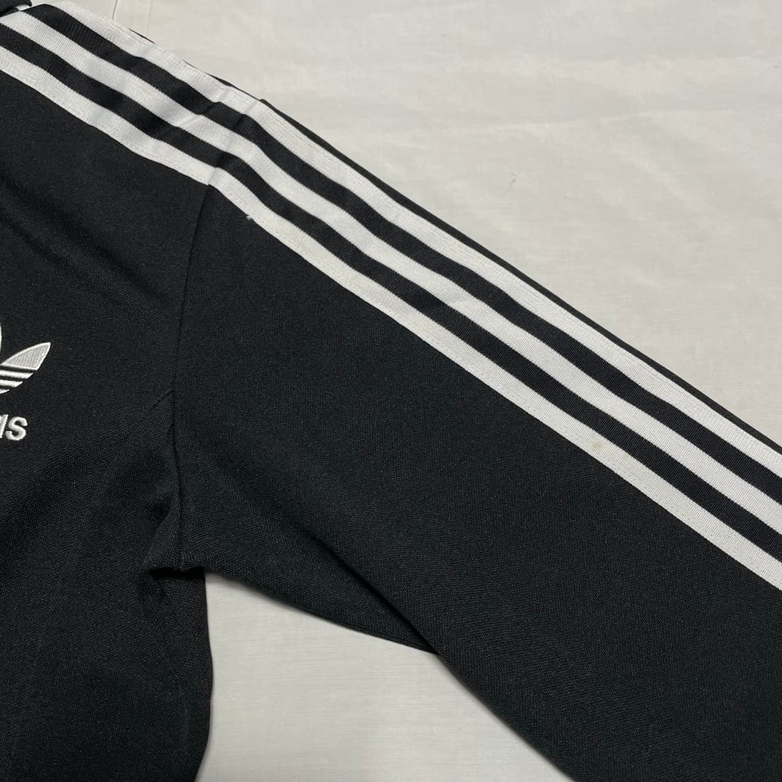 M 아디다스 유로파 블랙 트랙탑 상품이미지5