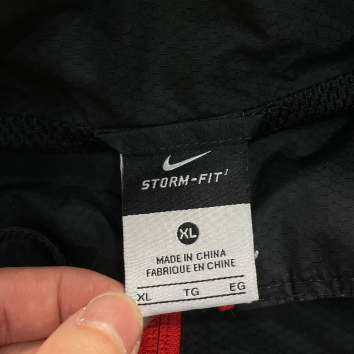 105 나이키 스톰핏 토탈90 바람막이 상품이미지4