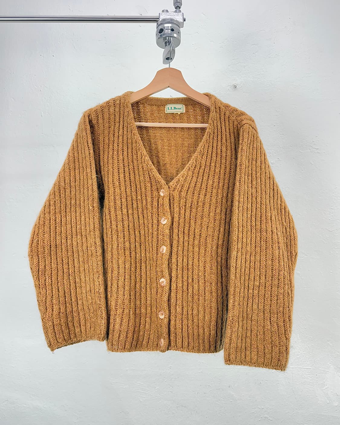 엘엘빈 80s 카멜리 브이넥 울 가디건 상품이미지1