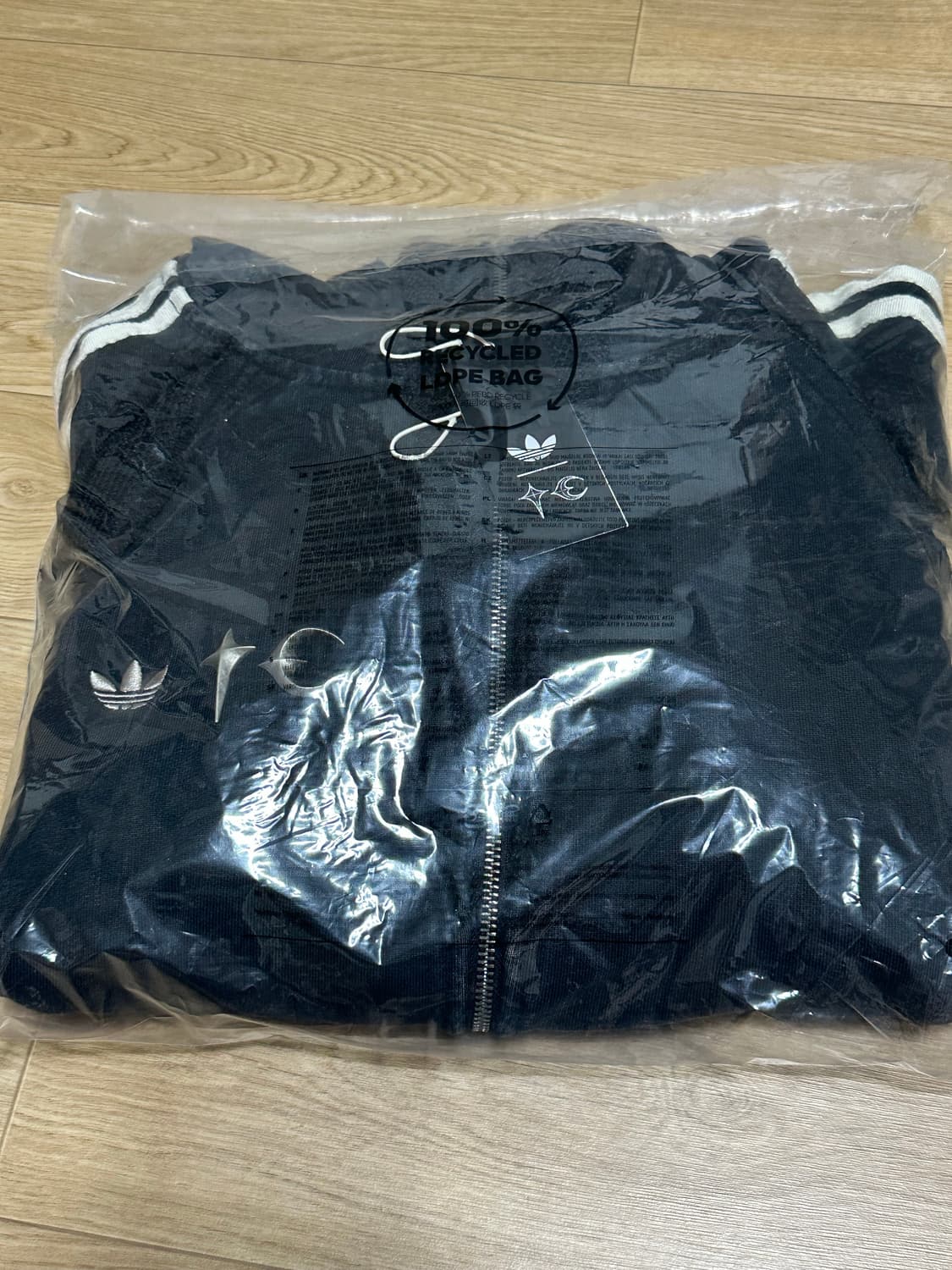 아디다스 떠그클럽 후드집업 상품이미지2