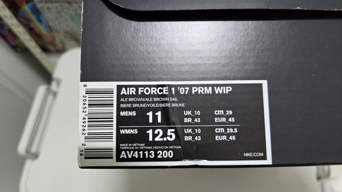 나이키 X 칼하트 에어포스 11사이즈(290) 상품이미지2