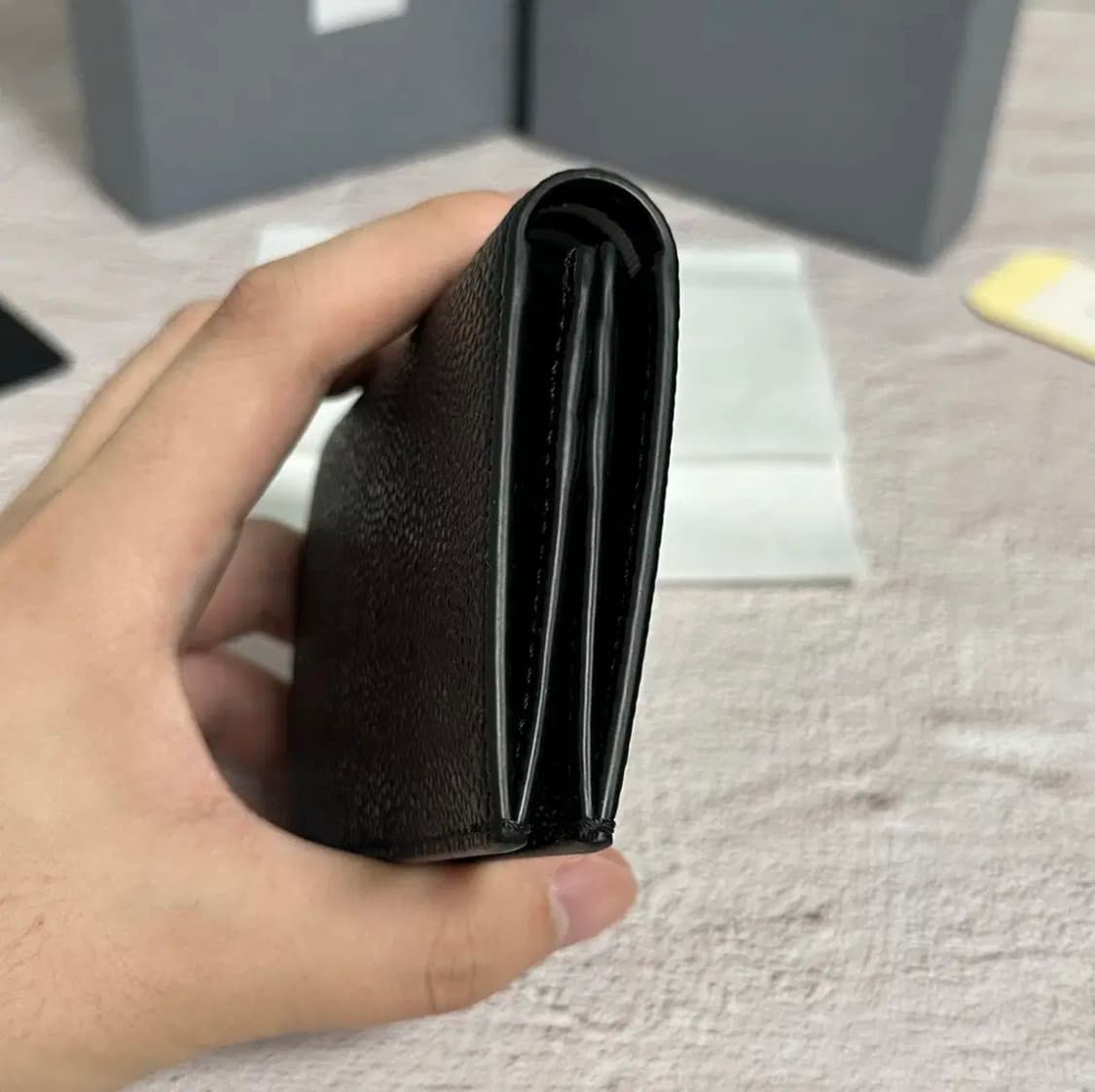 [미사용/새상품] 톰브라운 페블레더 삼선 카드지갑 상품이미지5