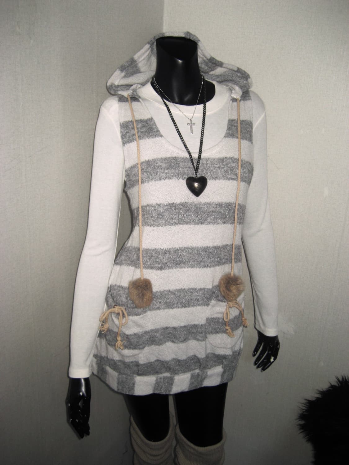 폼폼이 스트라이프 민소매 니트 원피스 탑 상품이미지2