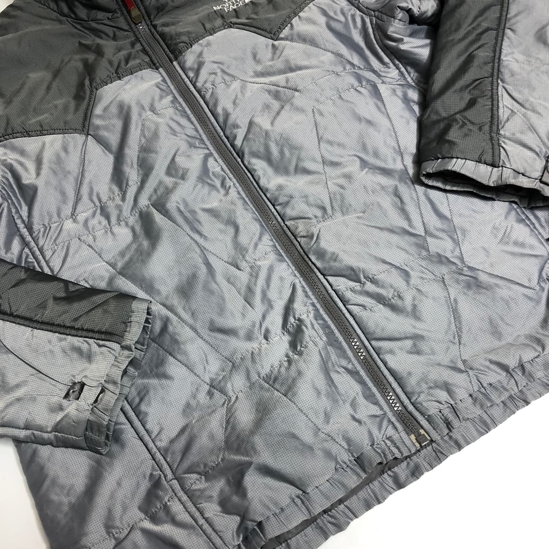 노스페이스 경량패딩 m 상품이미지5