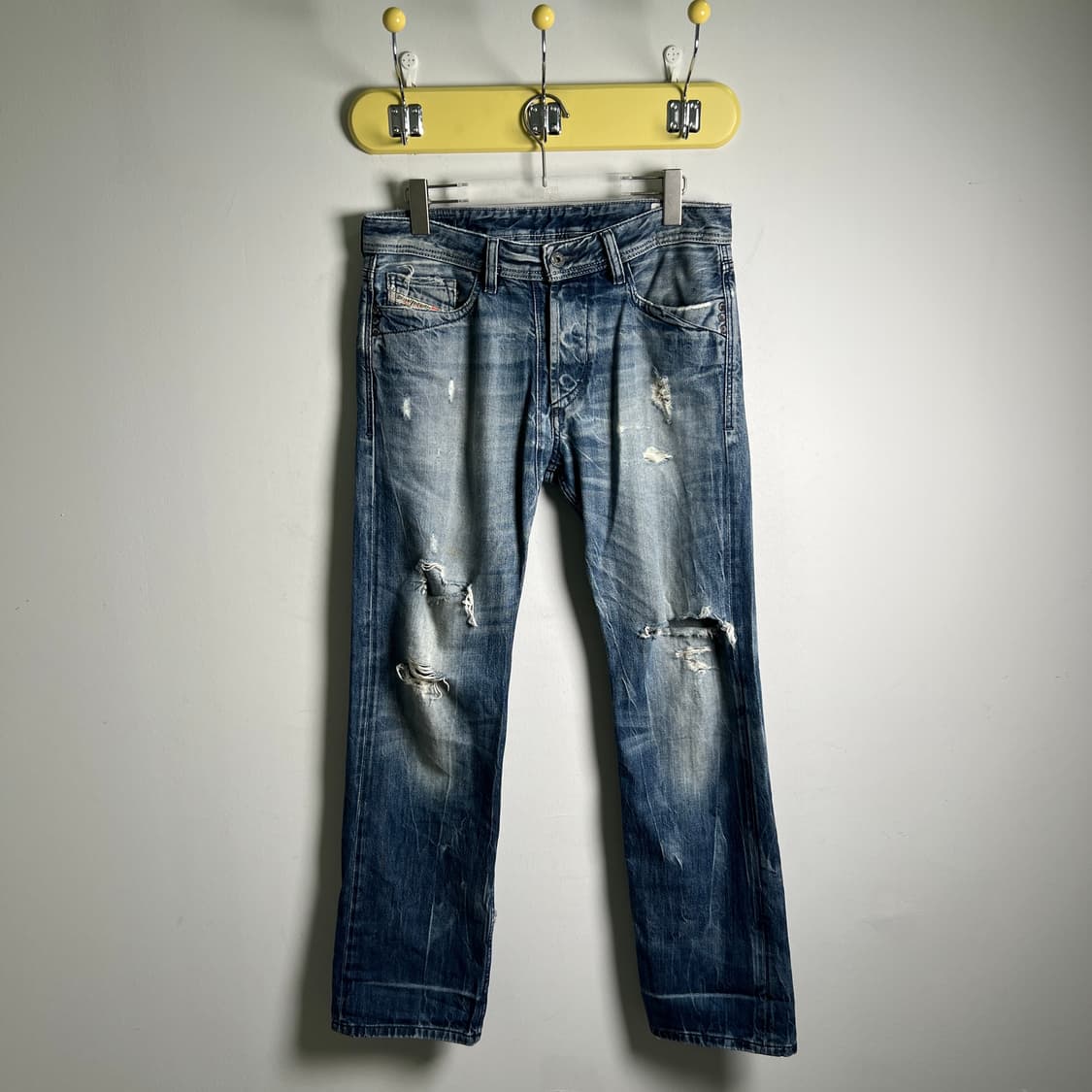 diesel 디젤 MENNIT 디스트로이드 워싱 데님 팬츠 30 상품이미지2