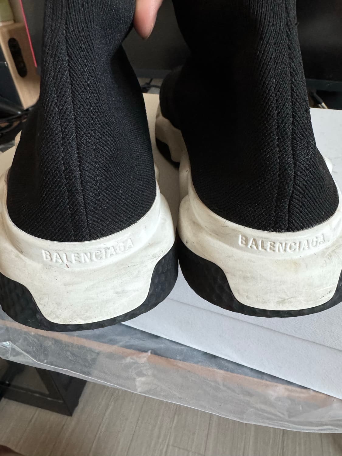 발렌시아가 스피드러너 43 상품이미지4