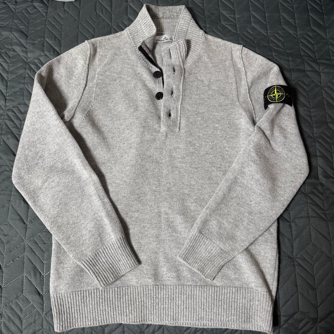 [L] 스톤아일랜드 하프 집업 니트 멜란지그레이 상품이미지1