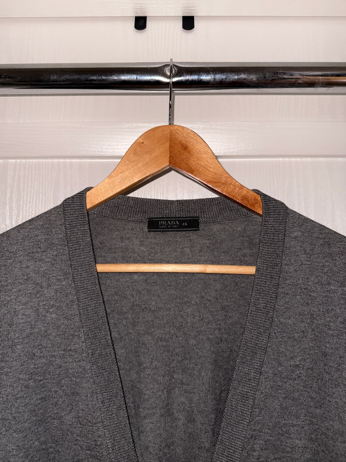 Wool V-neck Cardigan 상품이미지2