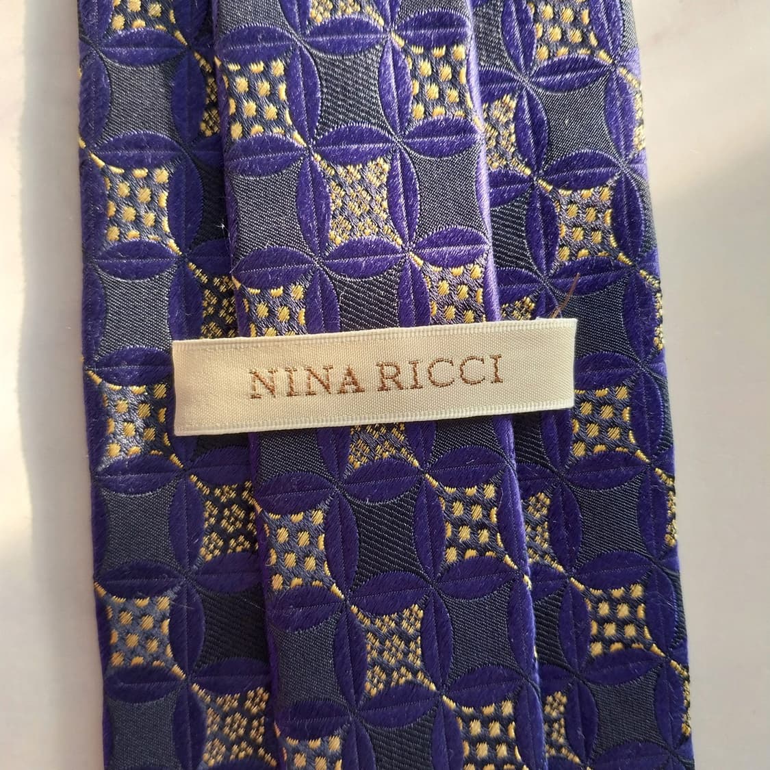 니나리치 실크 네이비 기하 패턴 넥타이 9.3cm A+등급 K1340
 상품이미지10