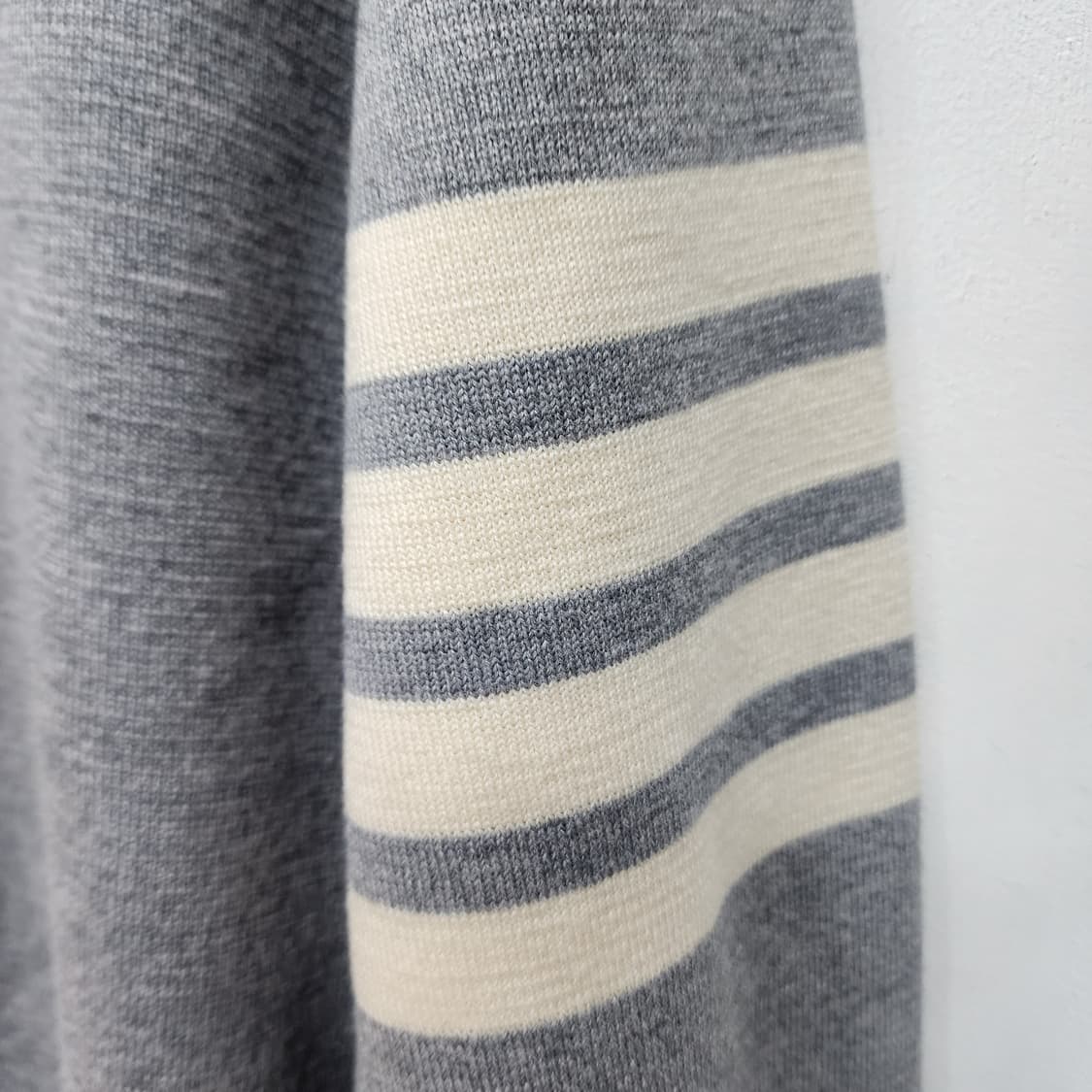 톰브라운 밀라노스티치 니트 그레이 3사이즈 상품이미지3