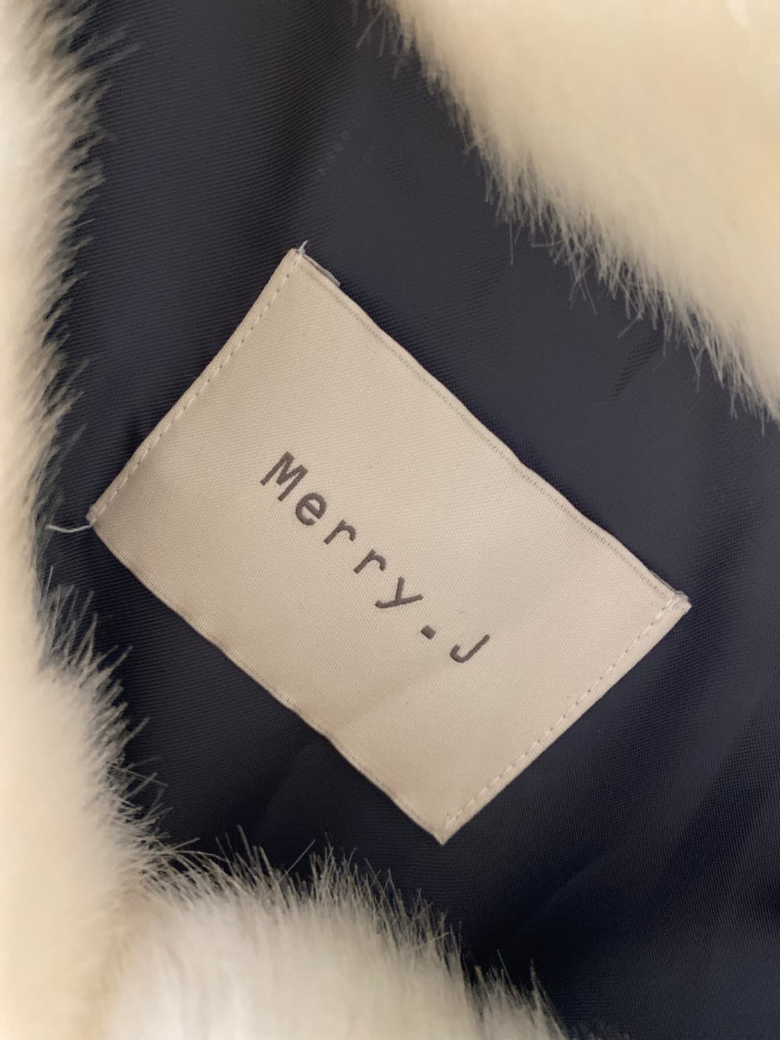 메리제이 아이보리 퍼 조끼 베스트 상품이미지3