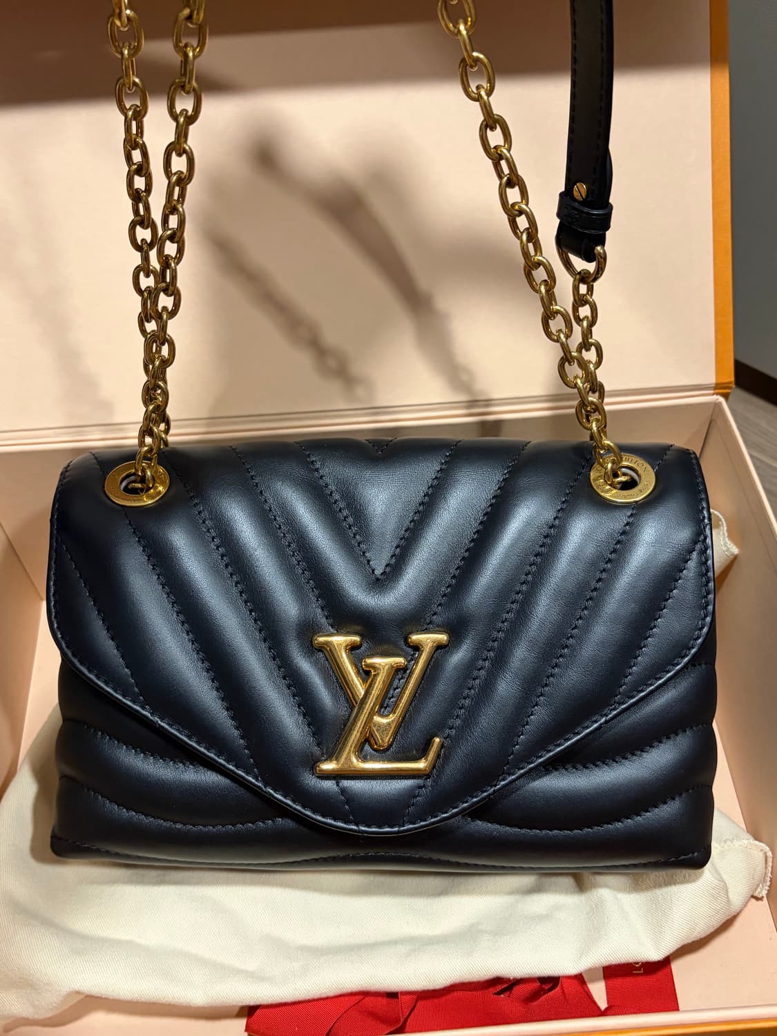 정품 루이비통 LV뉴웨이브 체인백  상품이미지1