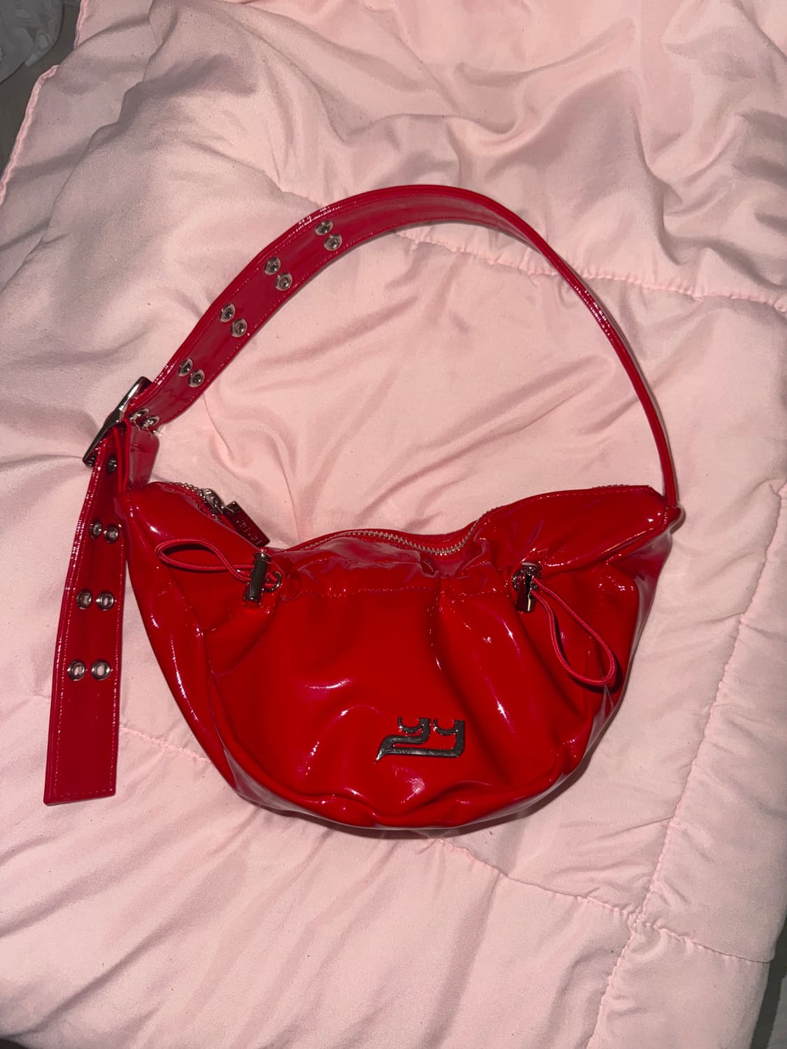 YIE YIE 이에이에 샤샤백 미니 셔링 숄더백 레드 상품이미지1