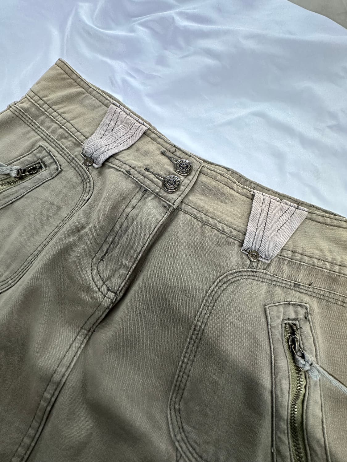 인사일런스 크롭 반팔//빈티지카고치마 상품이미지6