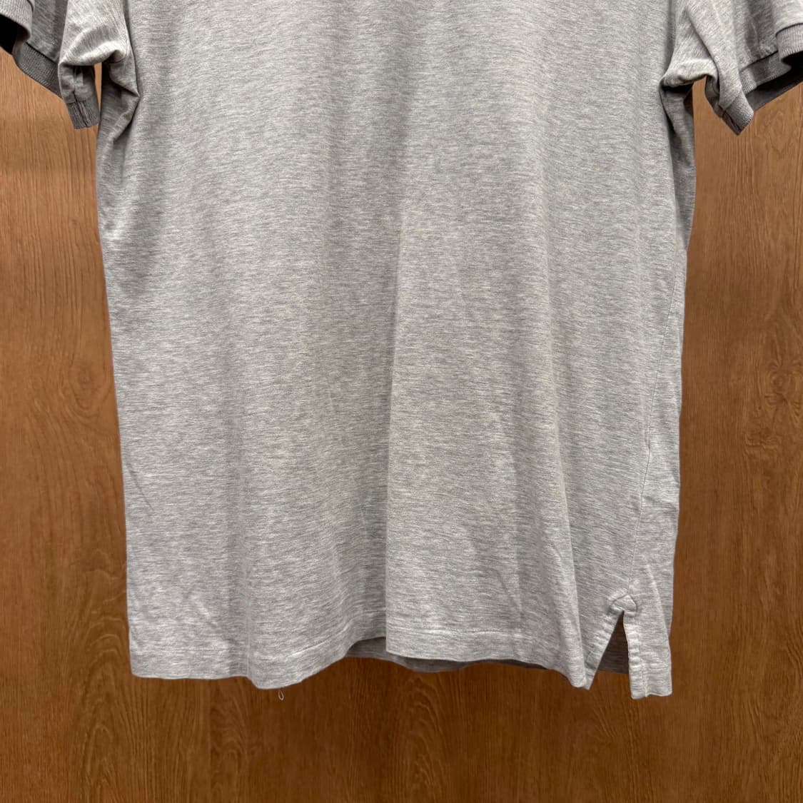 버버리 브릿 노바체크 카라 반팔 폴로 티셔츠 자수 로고 디테일 그레이 상품이미지5