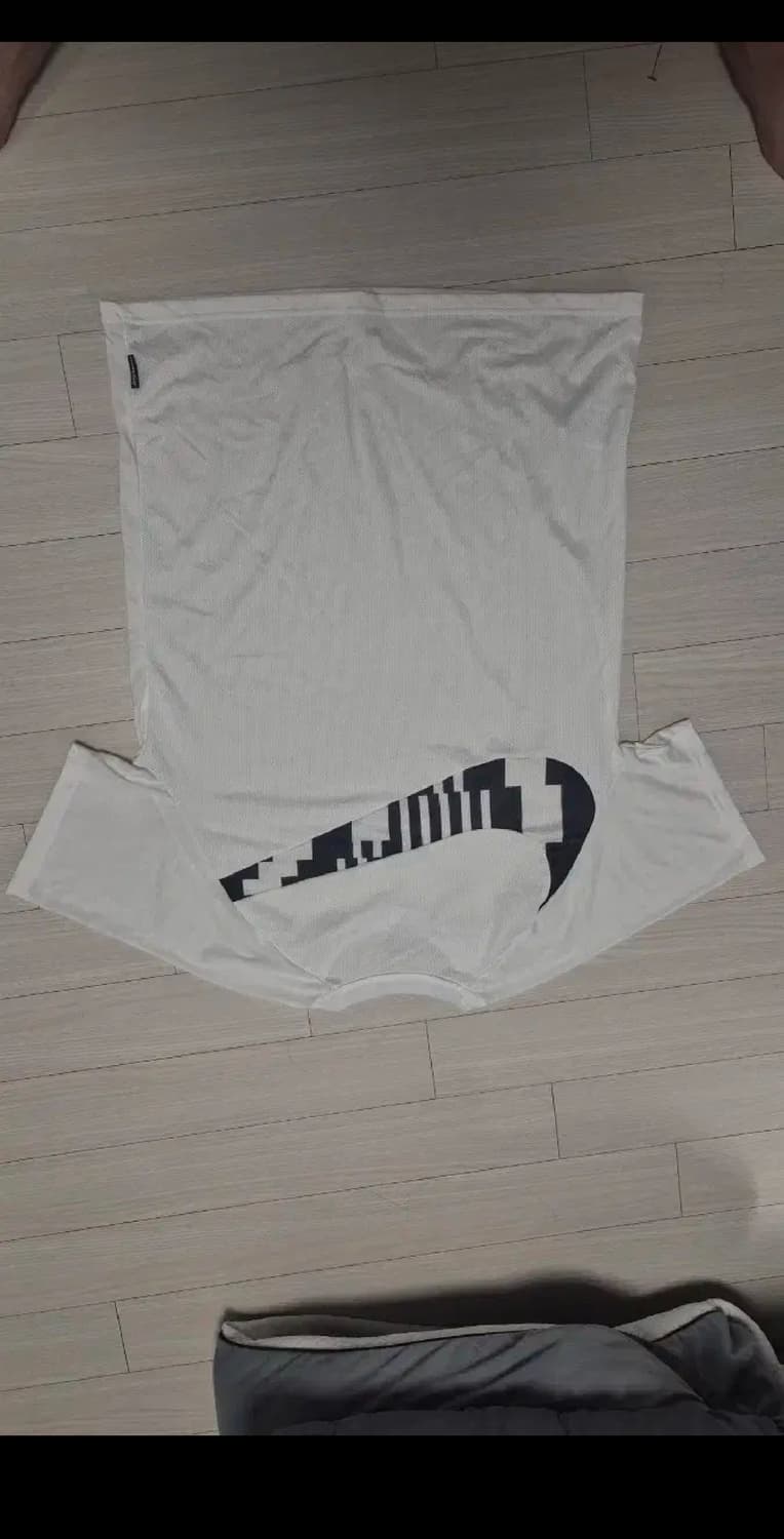 새상품) 나이키 드라이핏 반팔티 XXL 상품이미지3