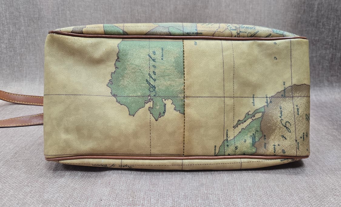 알비에로 마르티니 세계지도 호보백 크로스백 상품이미지5