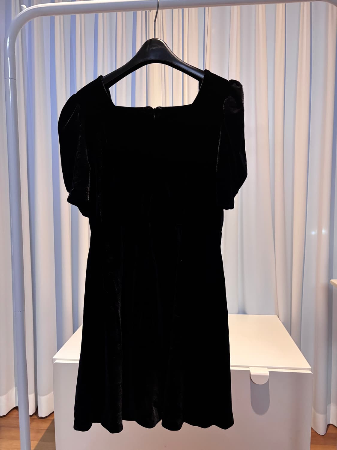 벨벳 반팔 원피스 상품이미지2