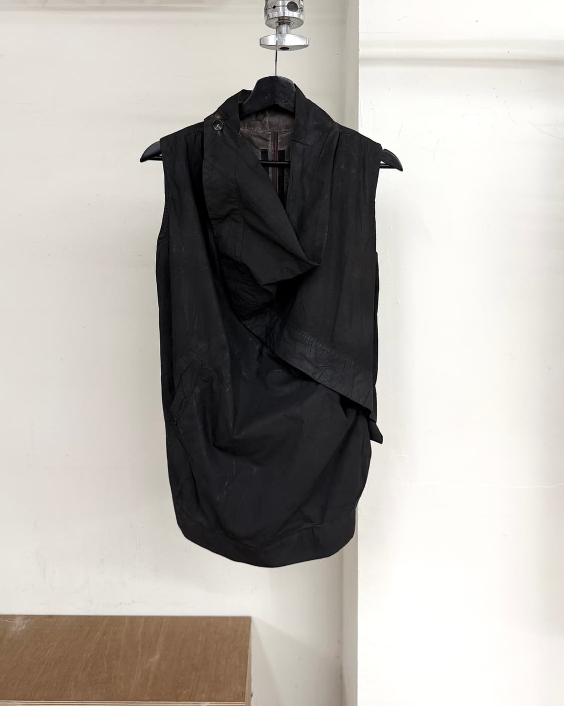 릭 오웬스 다크쉐도우 11ss 블랙 드레이프 베스트 상품이미지1