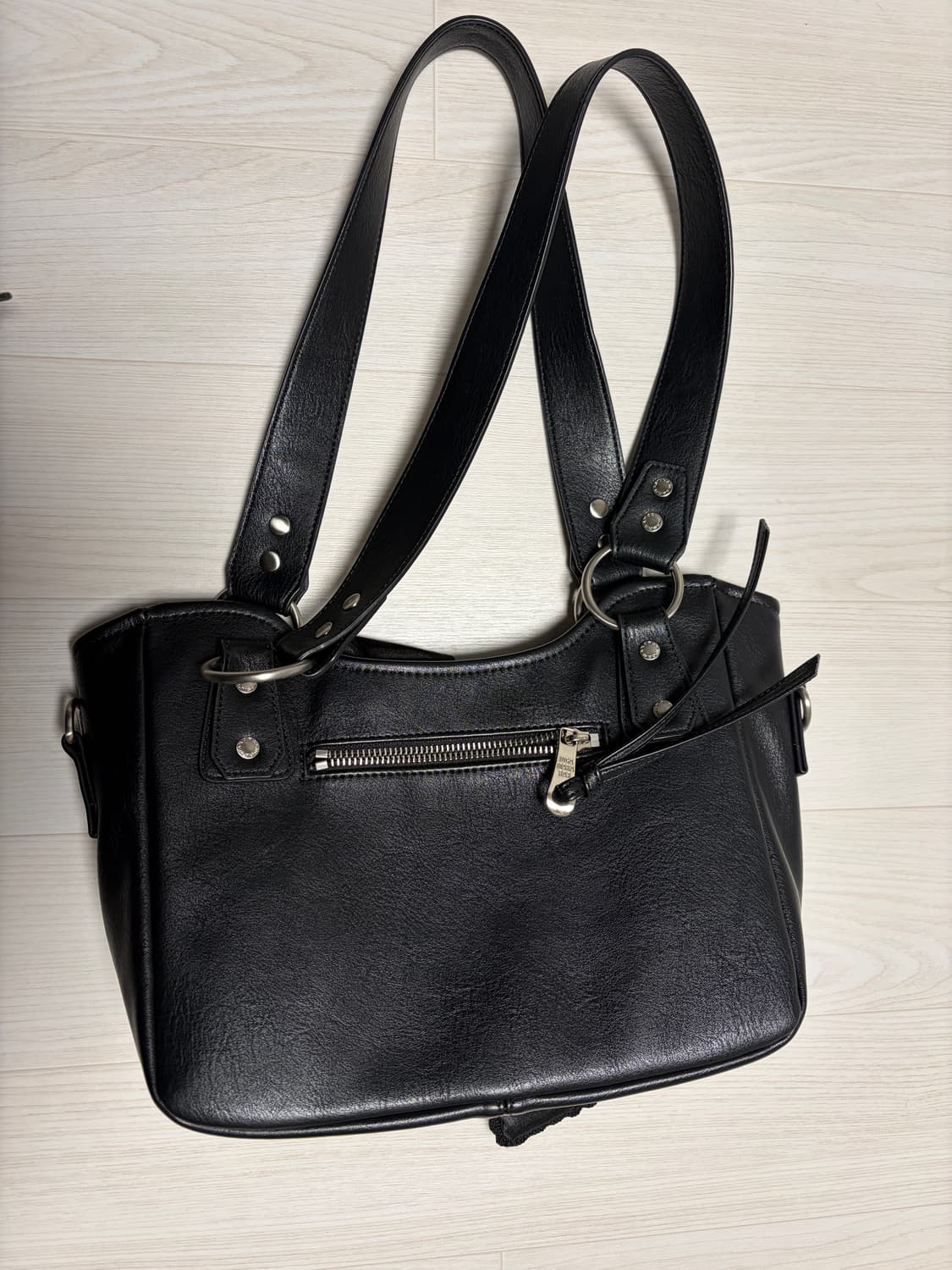 이우가마카라스 레이스 리본 레더 숄더백 상품이미지3