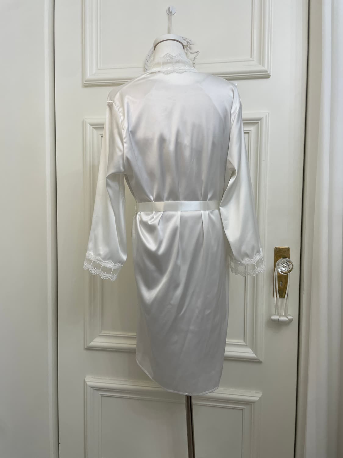 white lace bow satin gown 상품이미지3