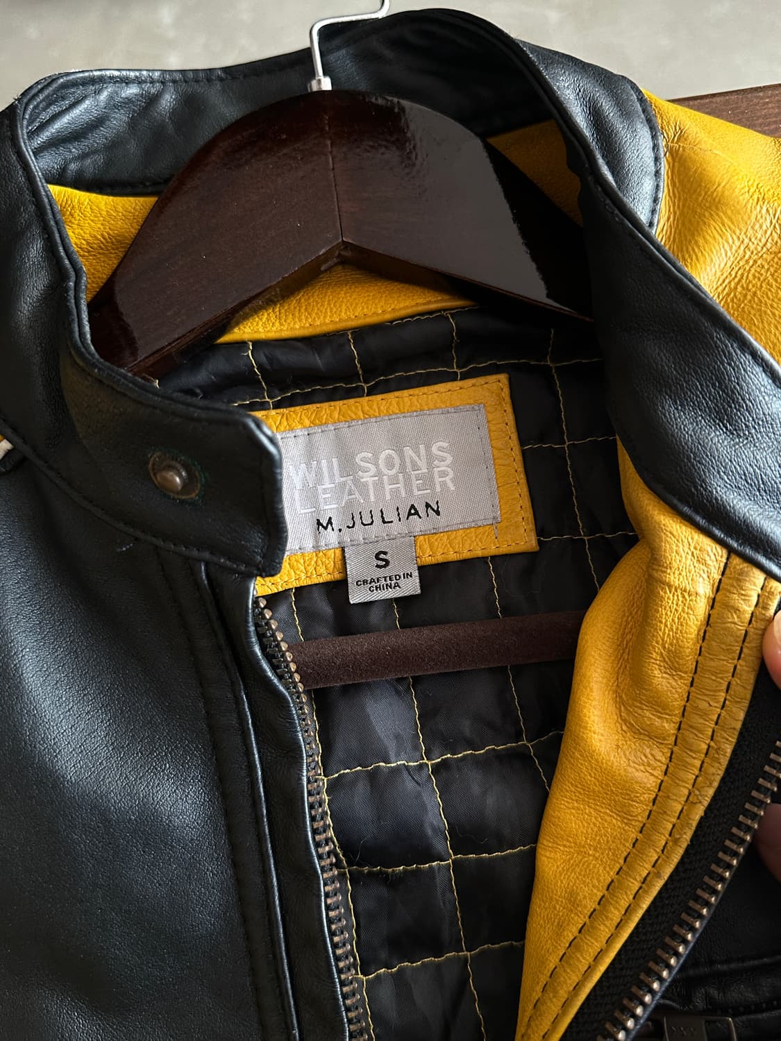 Wilson Leather M. JULIAN 라인 레이싱 자켓 상품이미지3