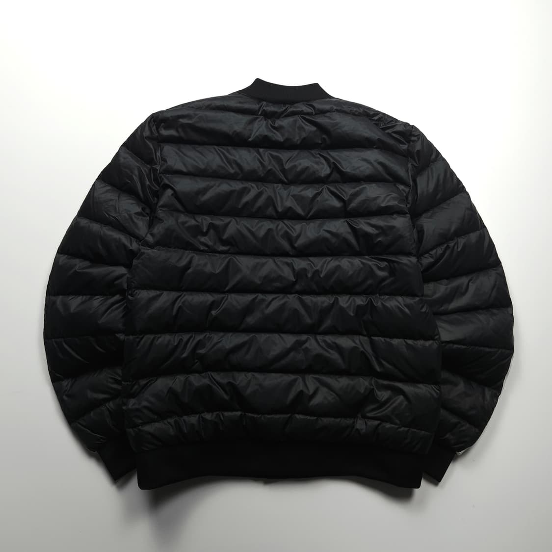 아디다스 슈퍼스타 트레포일 경량 다운 패딩 (S) 상품이미지2