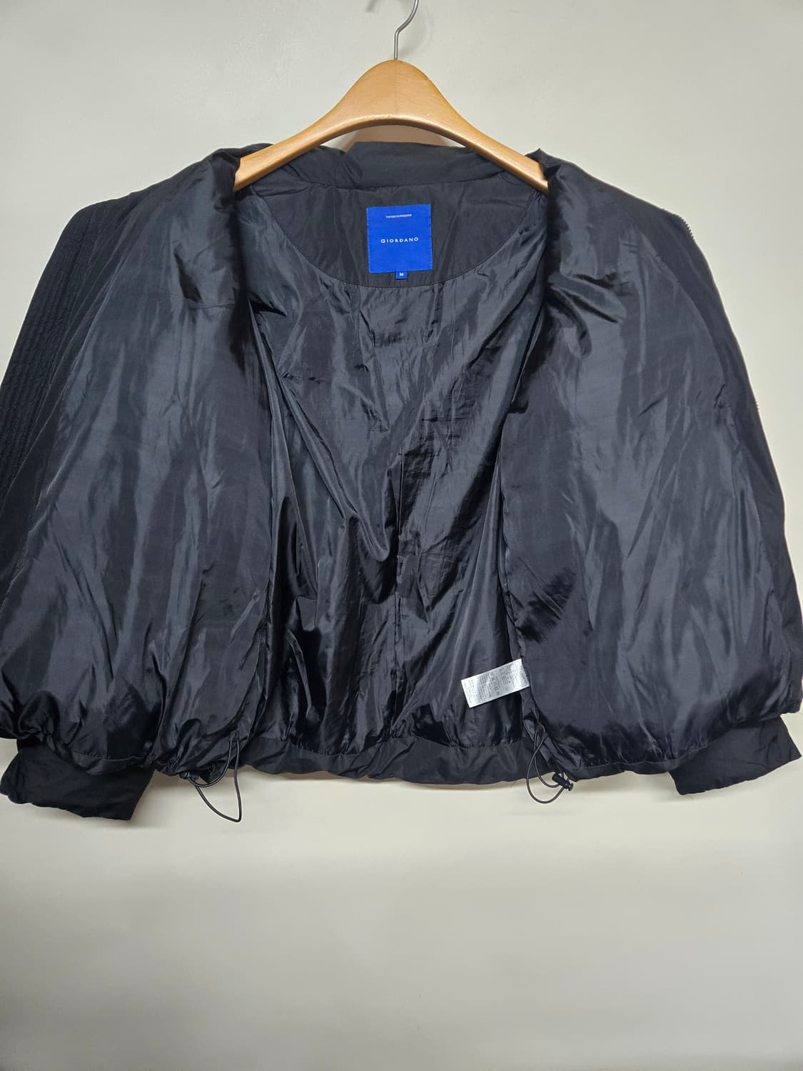 GIORDANO 블랙 푸파 패딩 M 상품이미지3