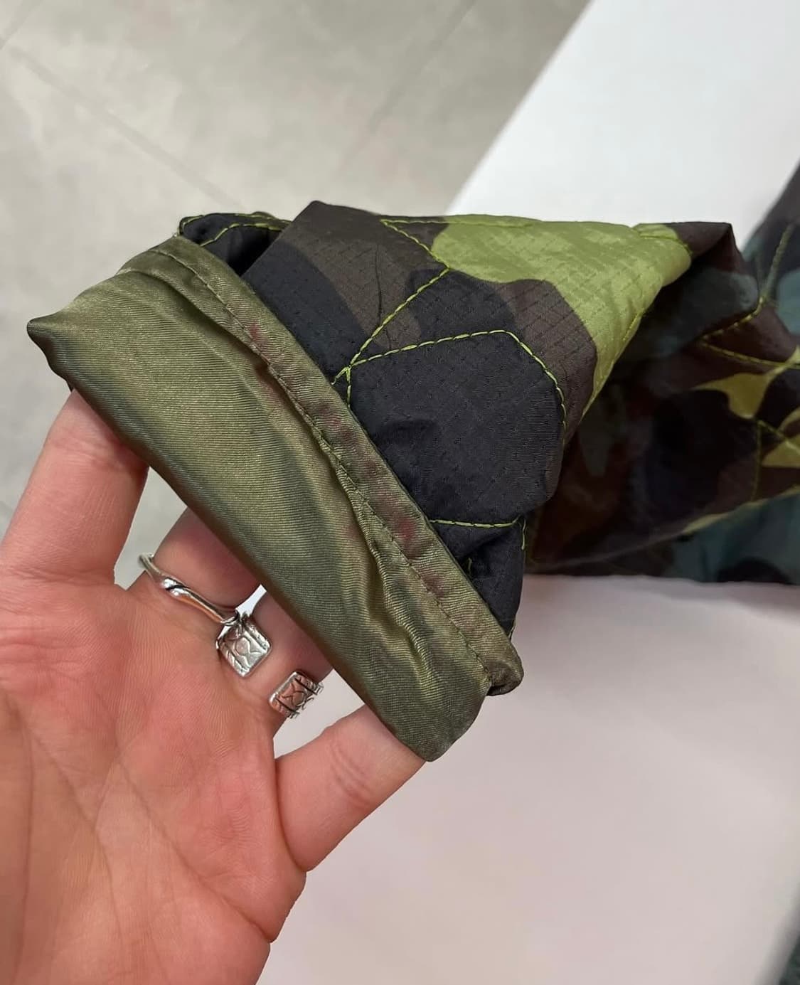 베이프 카모 경량패딩 상품이미지8