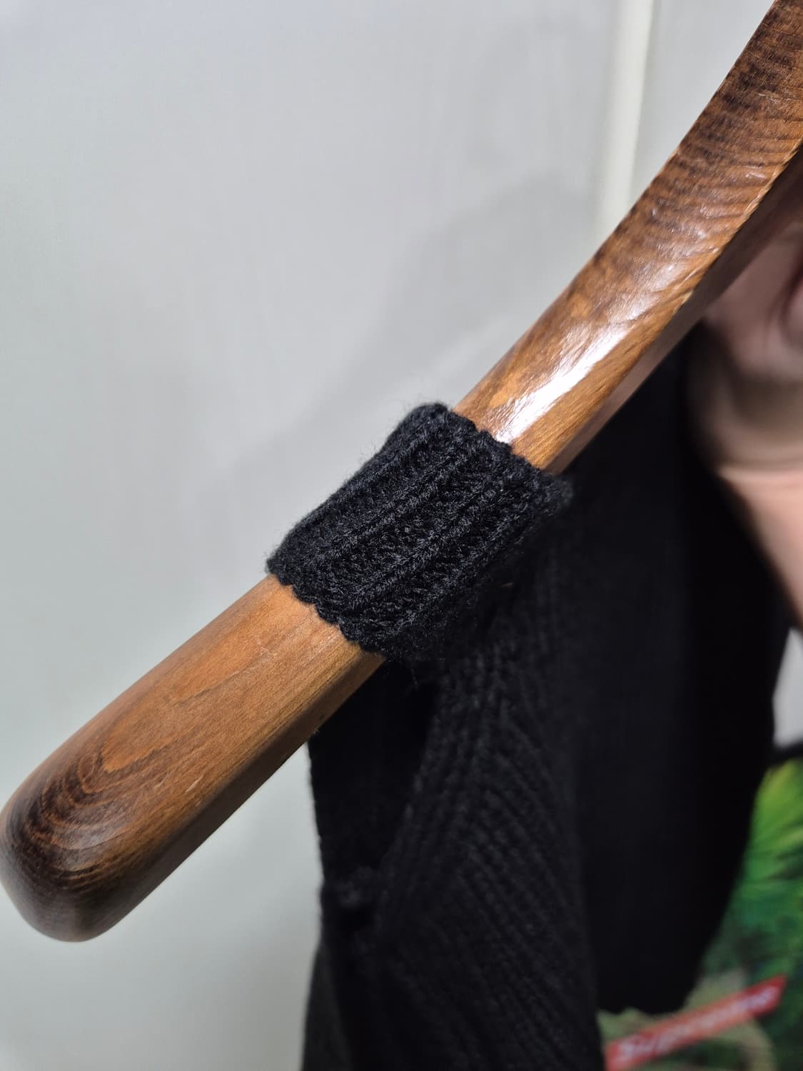 컷아웃 크롭 니트 블랙 상품이미지9