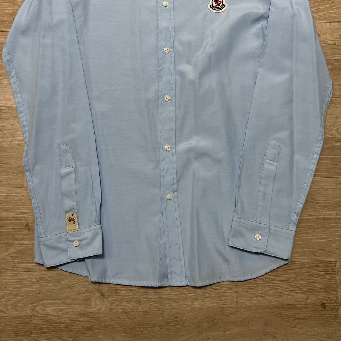 몽클레어 시그니처 와펜 버튼다운 옥스퍼드 셔츠 [스카이블루] L/100 상품이미지3