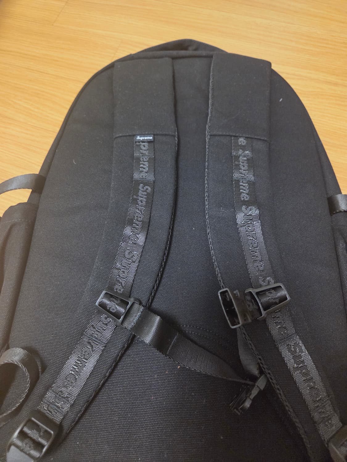 슈프림 백팩 25ss 상품이미지5