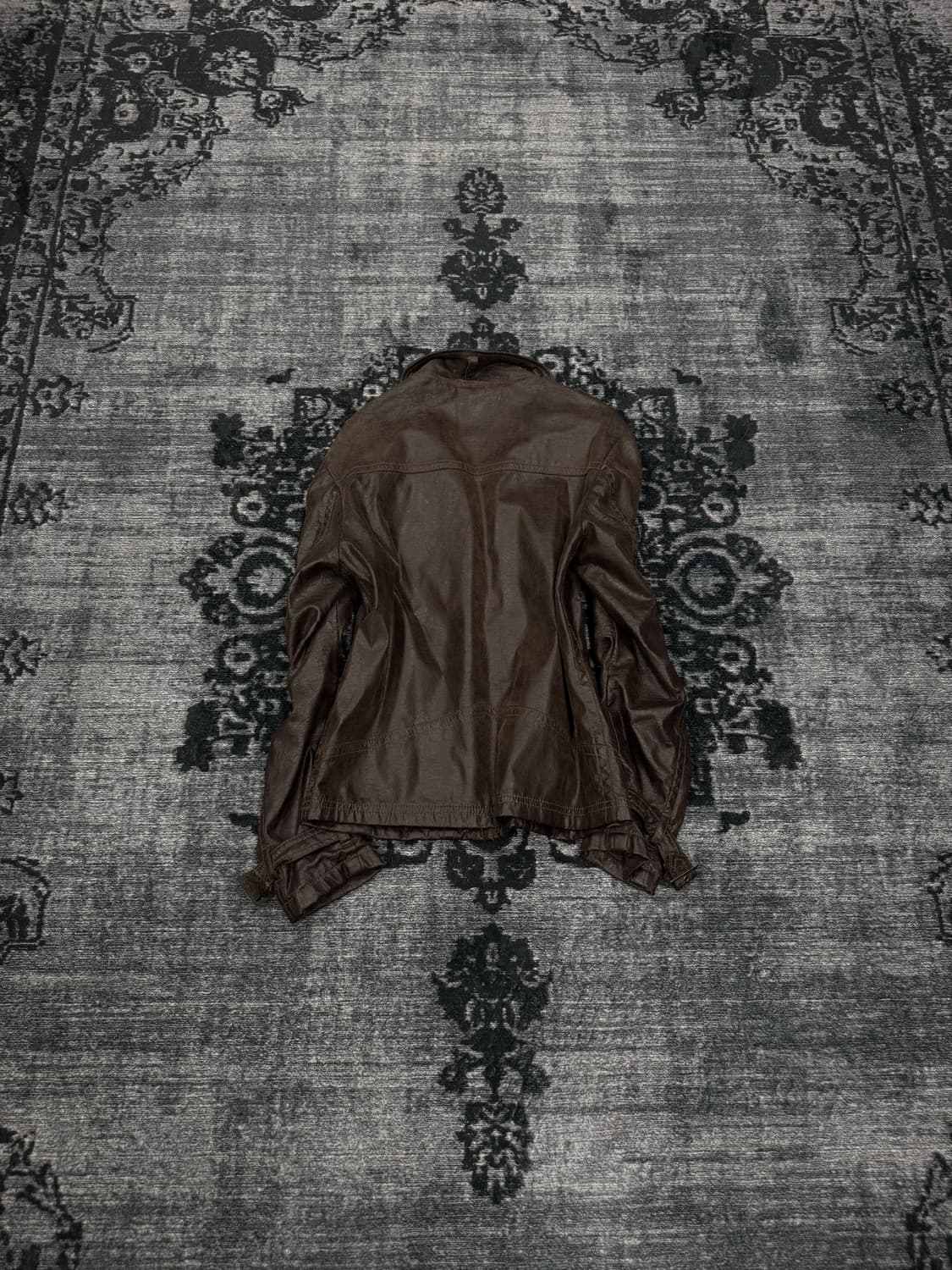 Oil cake grunge faux leather jacket 상품이미지7