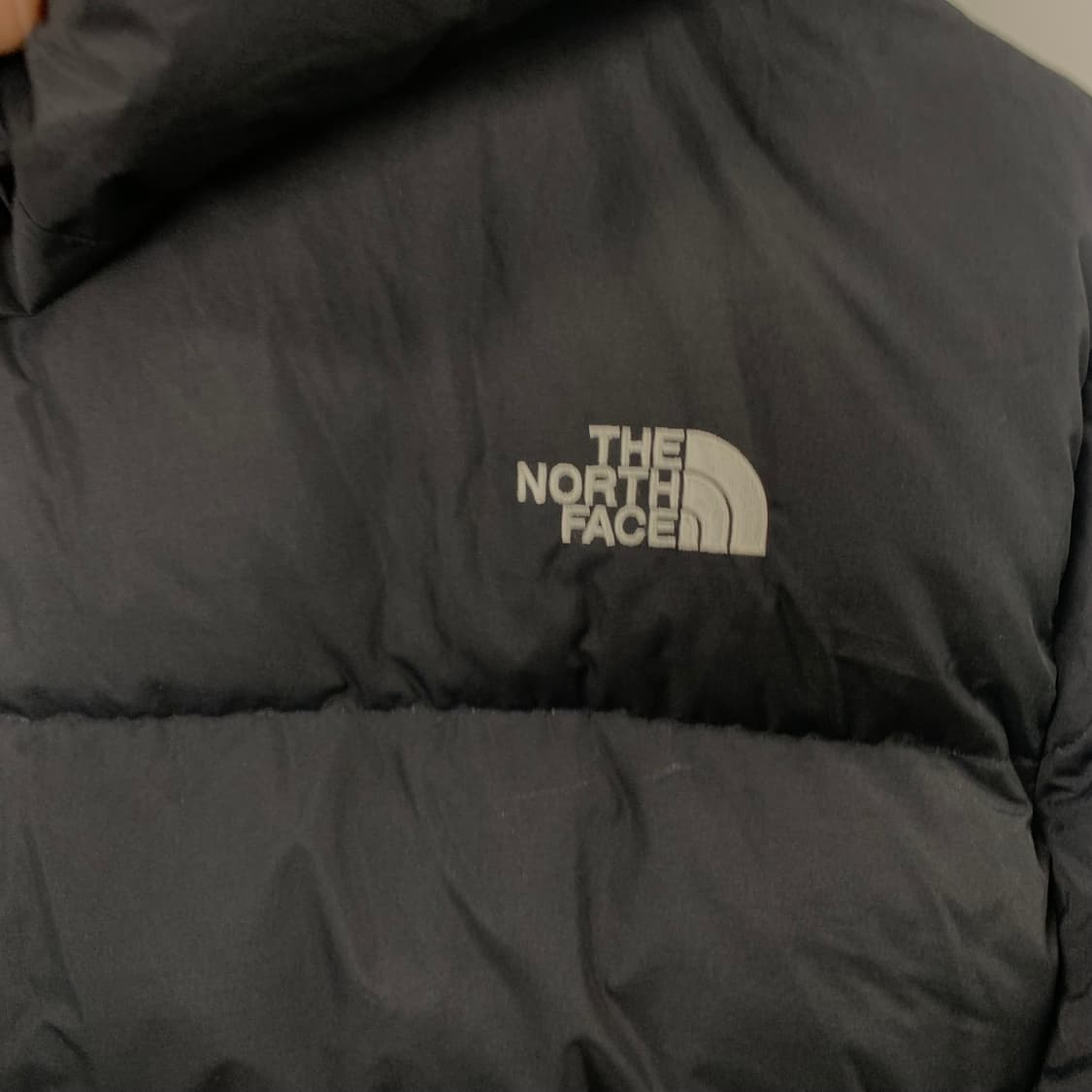 노스페이스 로고 블랙 후드 패딩 상품이미지5