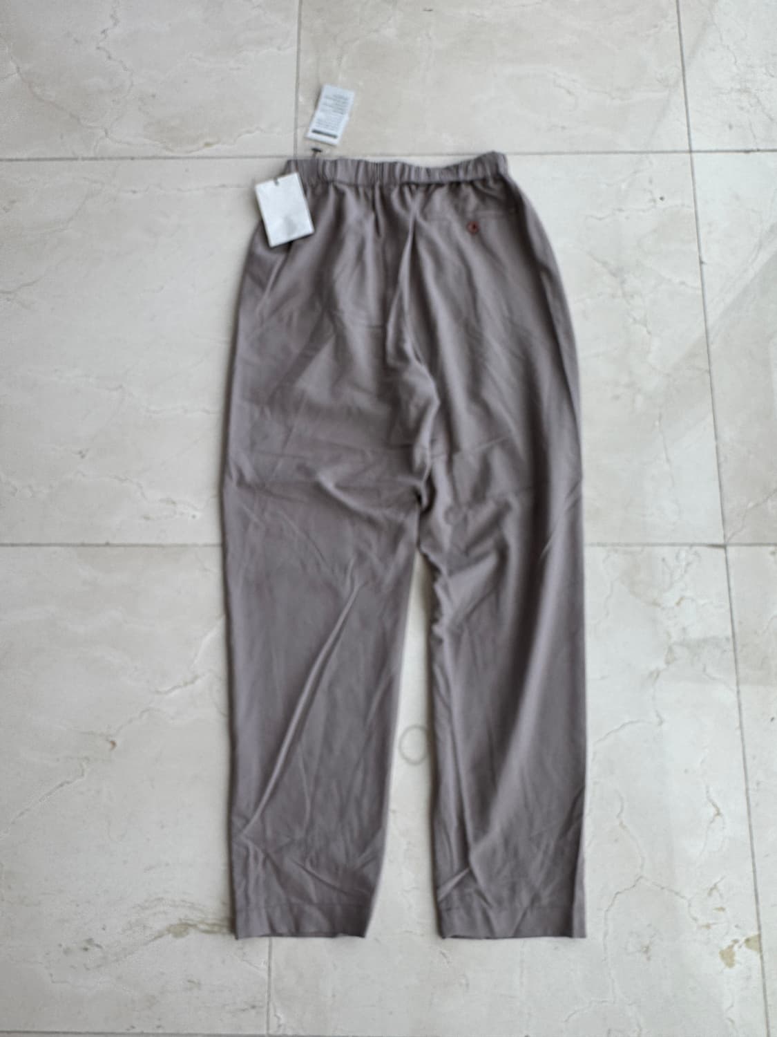 르메르 Lemaire 드라이 실크 릴렉스 팬츠 새상품 xs-s 상품이미지4