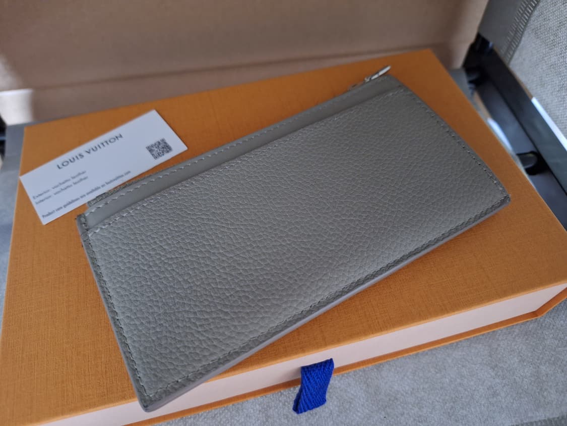 루이비통 2025ss 카우하이드 레더 지갑 판매합니다 상품이미지2