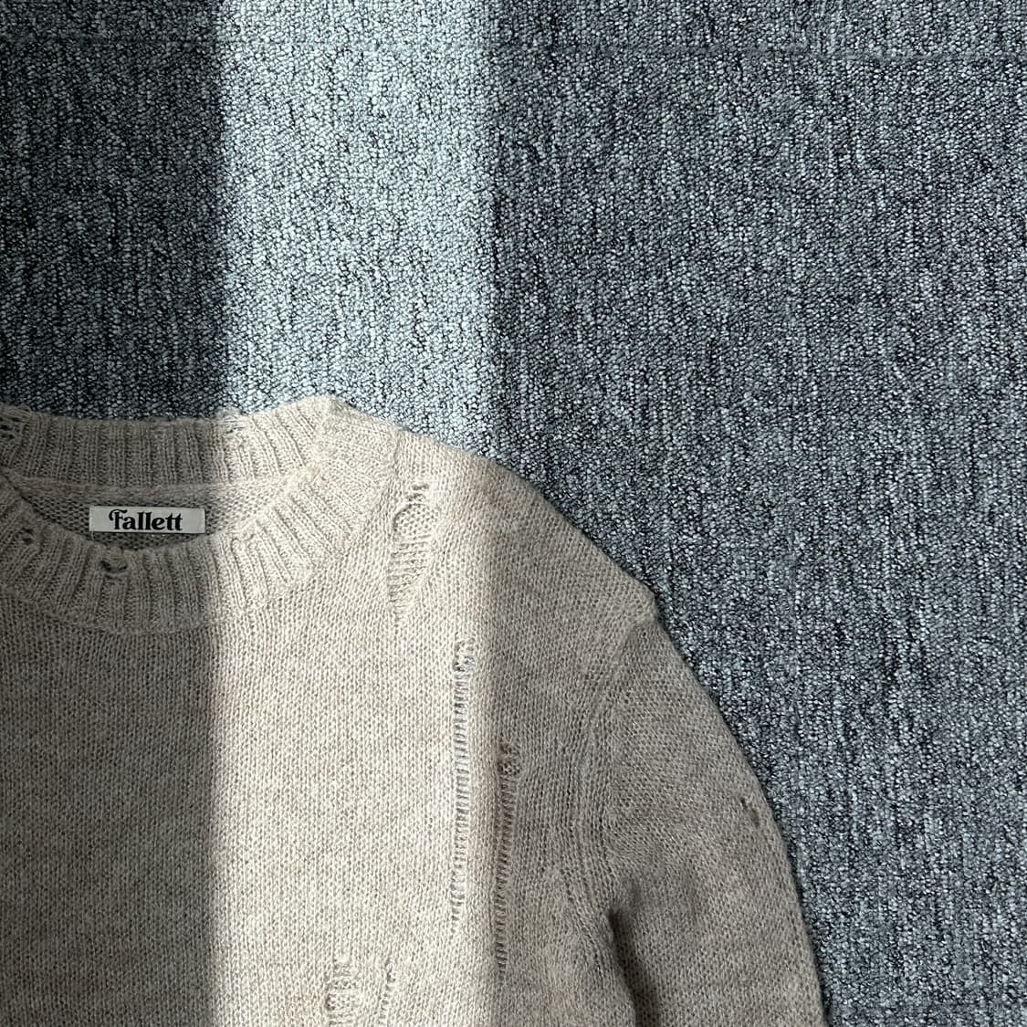 팔렛 베이지 데미지 그런지 니트 상품이미지2