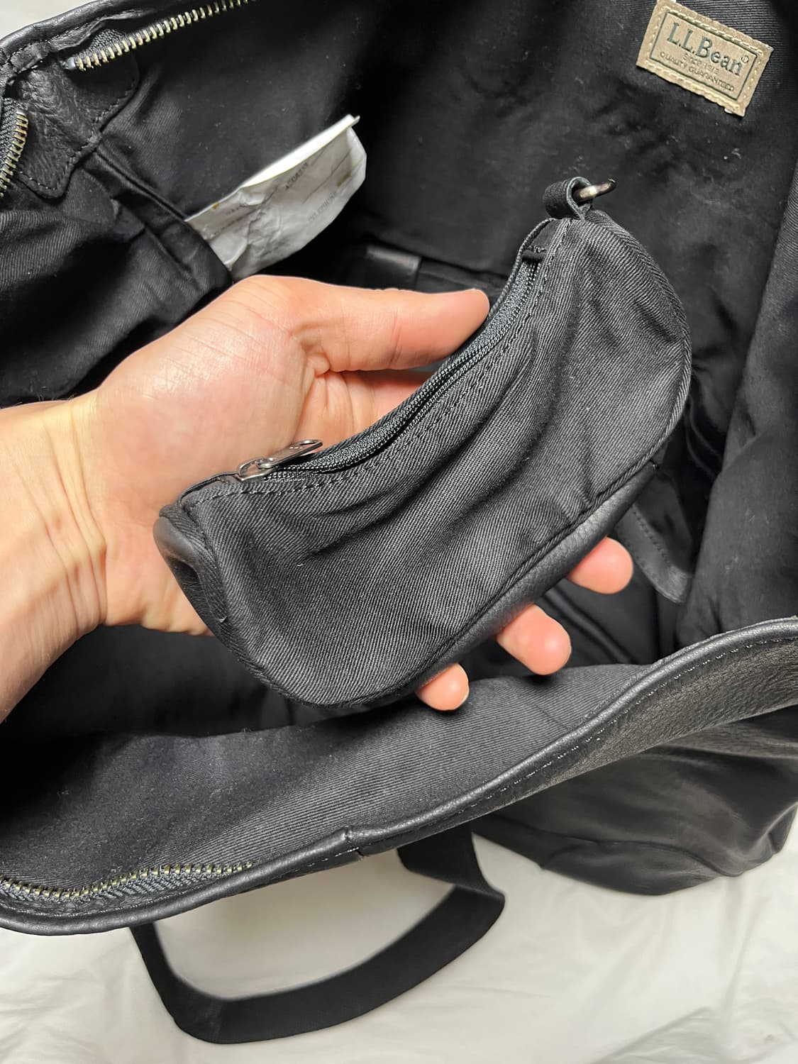 L.L.bean 엘엘빈 하드웨어 폴딩 레더 백 블랙 상품이미지10