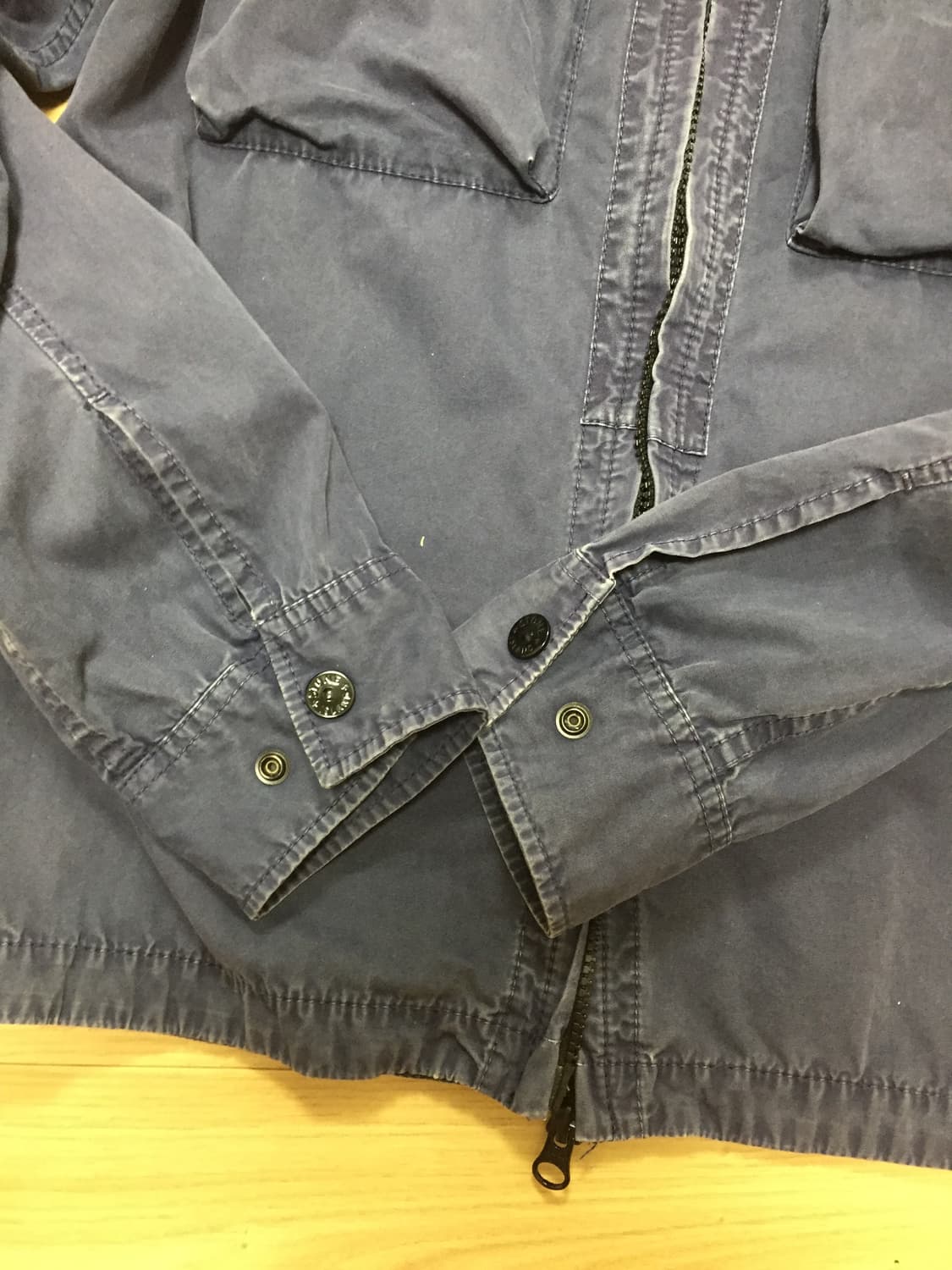 스톤아일랜드 가먼트다이드 오버셔츠 자켓 상품이미지4