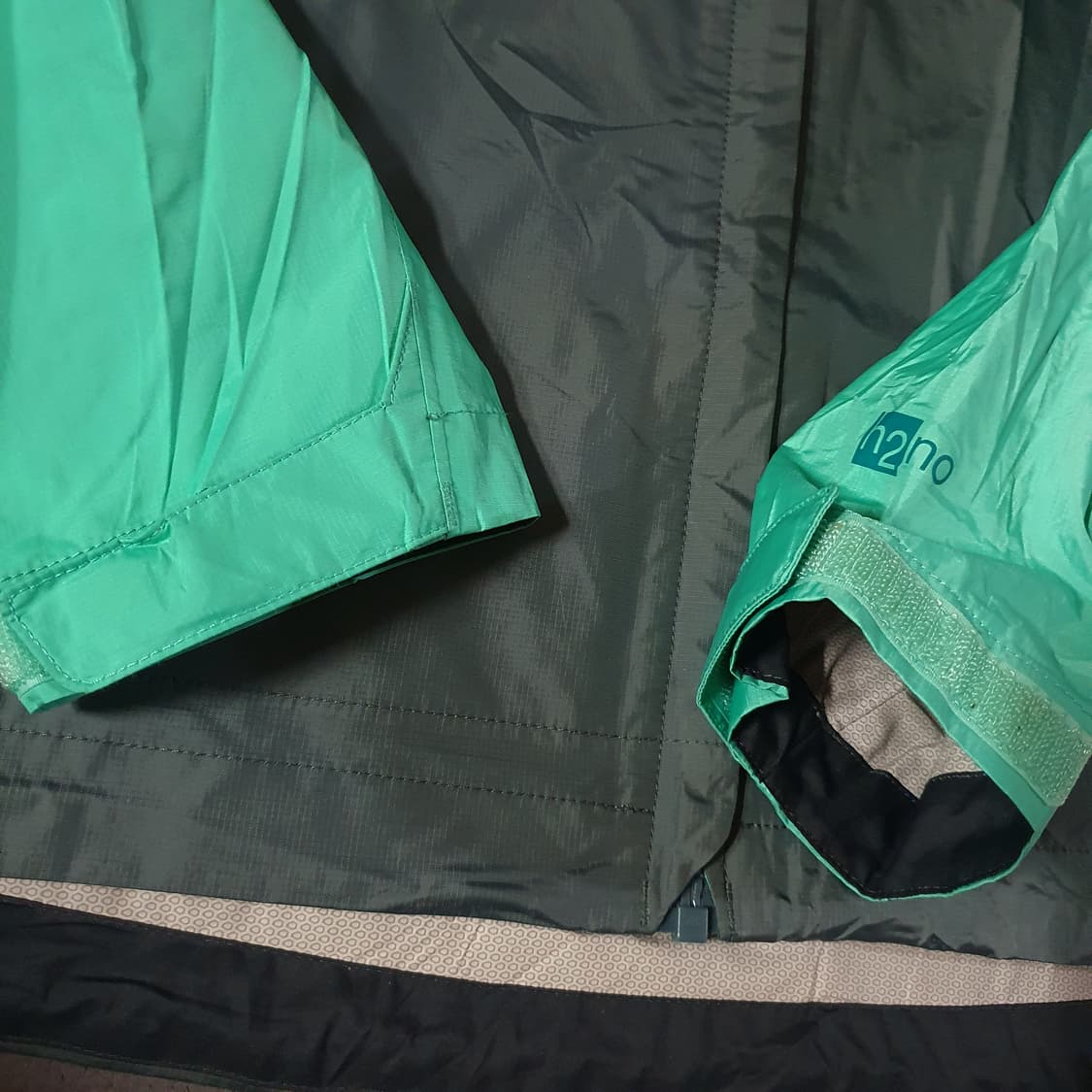 여성 파타고니아 우먼 토렌쉘 자켓 바람막이 M 상품이미지5