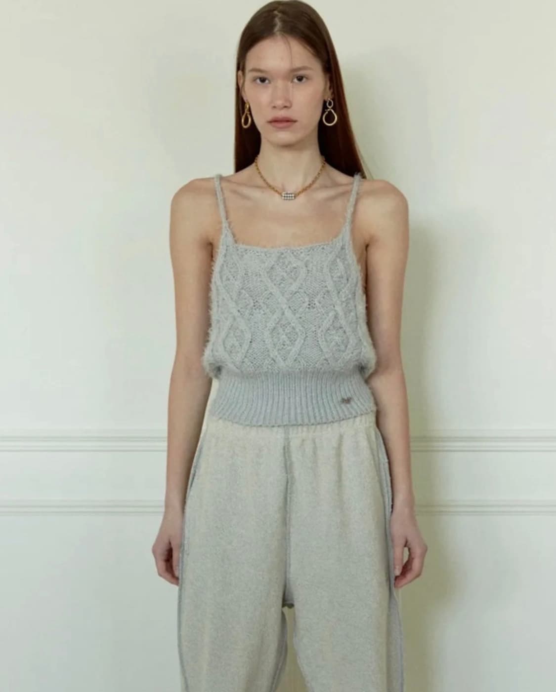 소프트서울 백 스트링 니트 탑 라이트 그레이 상품이미지4