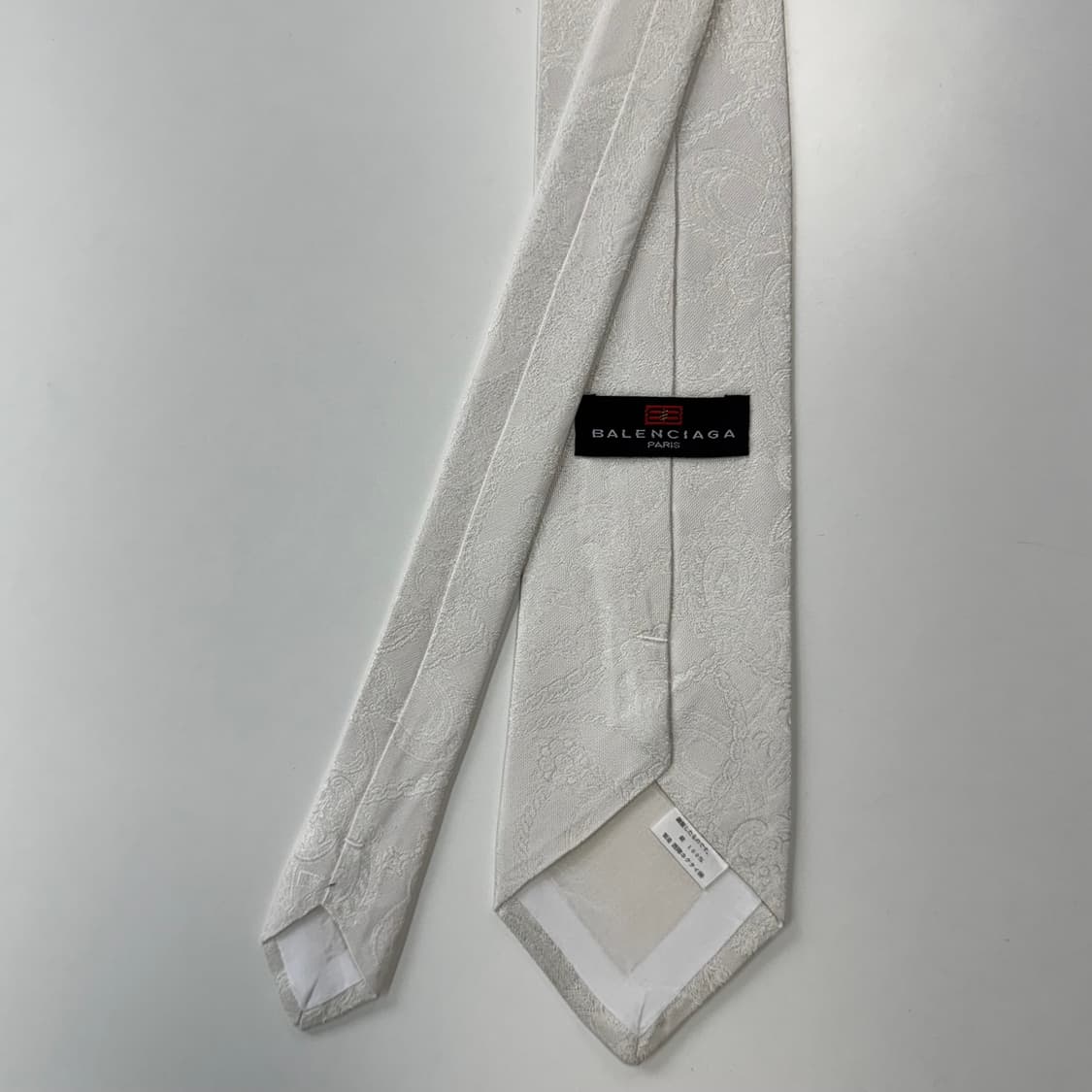 BALENCIAGA 발렌시아가 정품 명품 화이트넥타이 상품이미지2