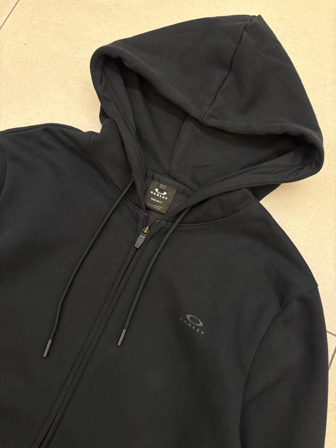 오클리 블랙 후드집업 상품이미지3
