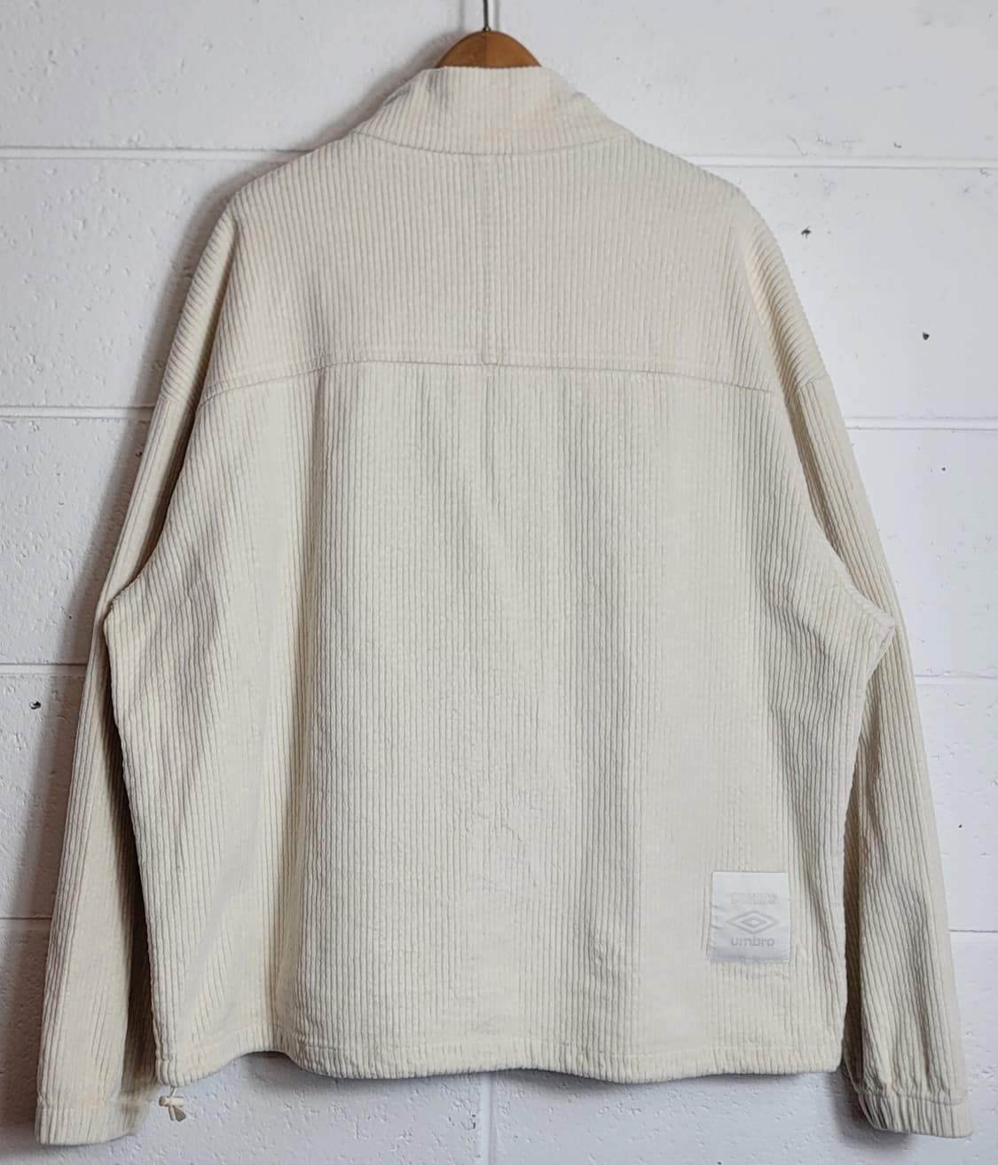 엄브로(남여공용) 코듀로이 오버핏 아노락자켓 판매 상품이미지3