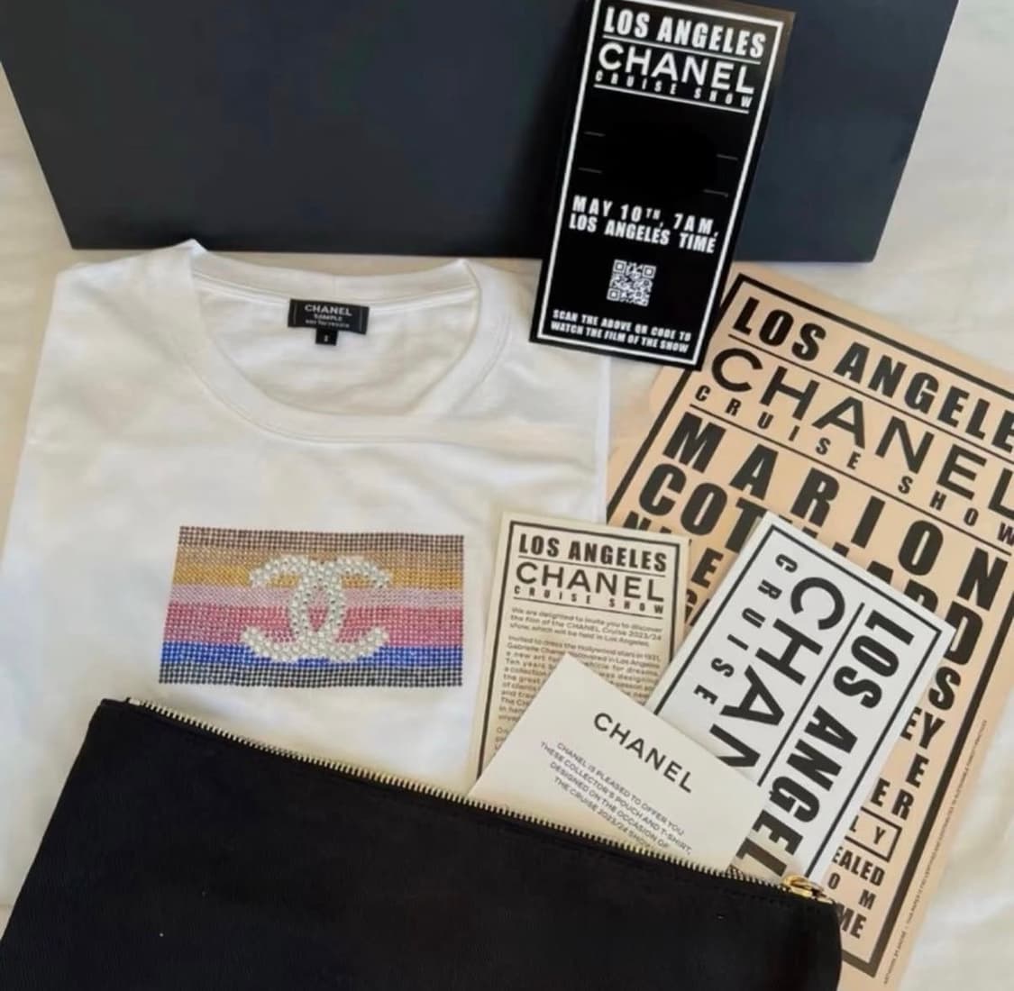 샤넬뷰티 리미티드 스와로브스키 
로고 티셔츠 + 파우치 세트 기프트팩 상품이미지6