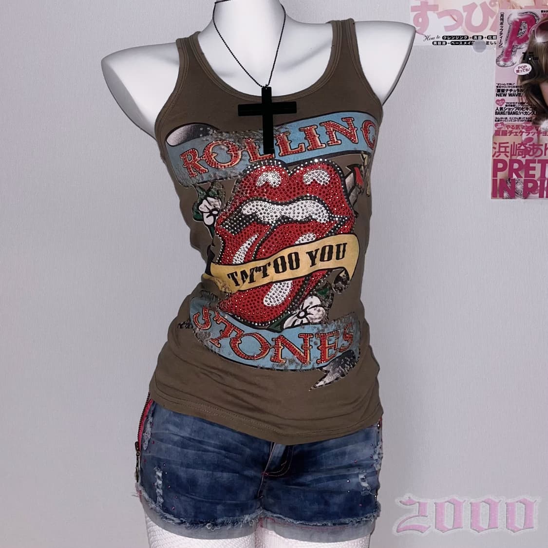 Rolling Stones 큐빅 립 프린트 락시크 슬림핏 나시 상품이미지2