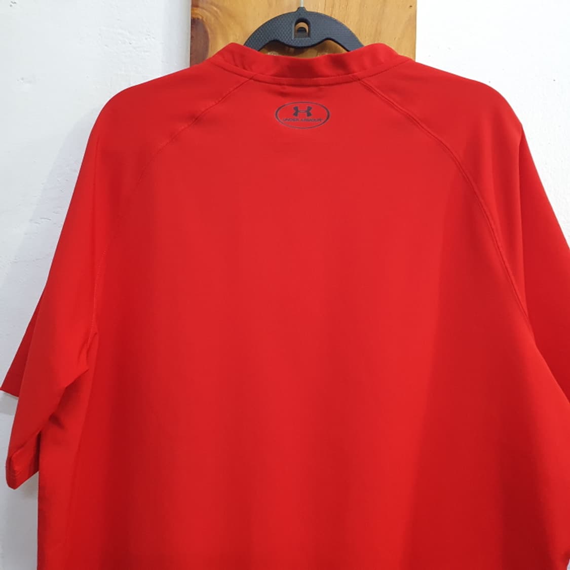 언더아머 반팔 집업티 상품이미지8