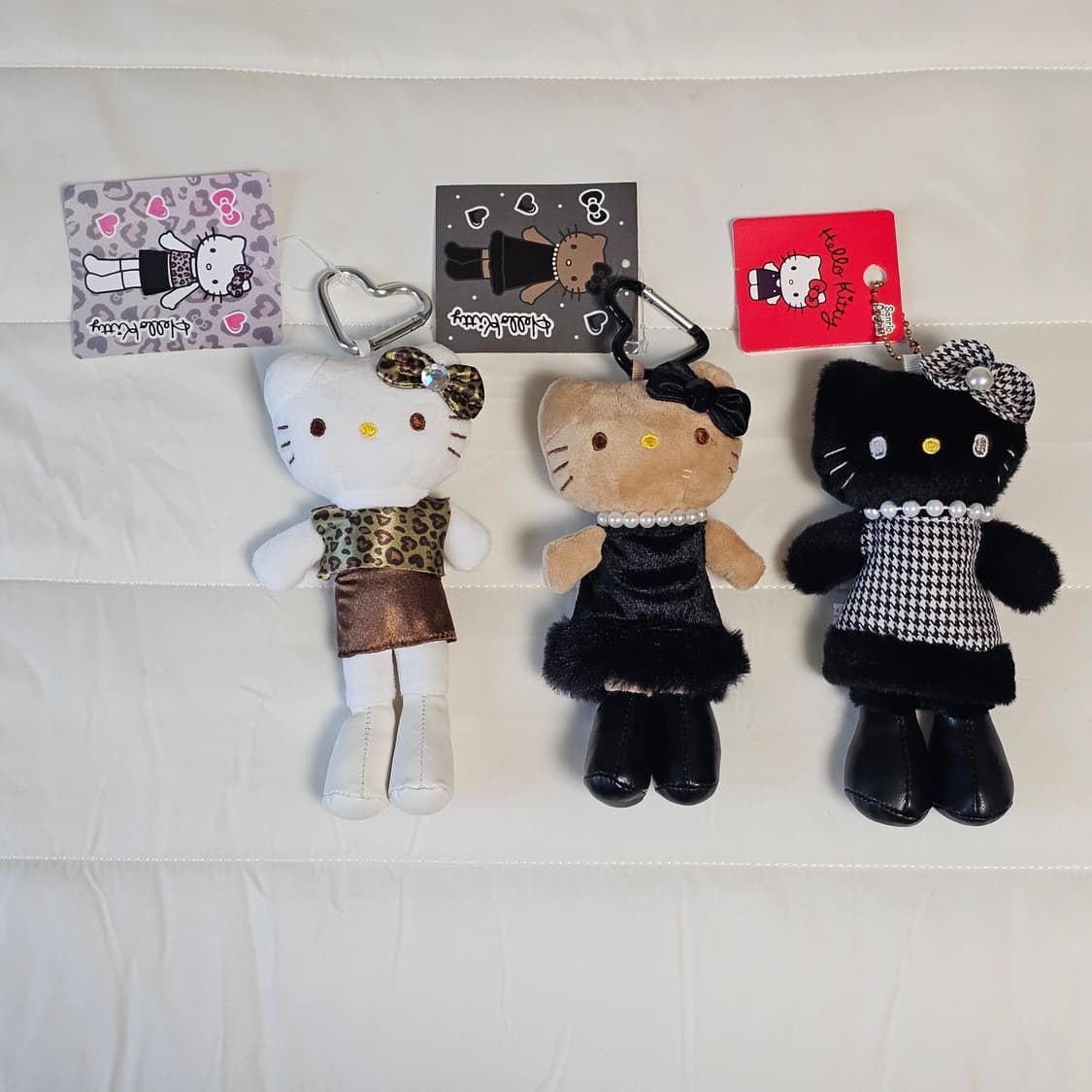 새제품) 3종일괄만. 헬로키티 롱다리 키티 태닝 인형 키링 상품이미지1