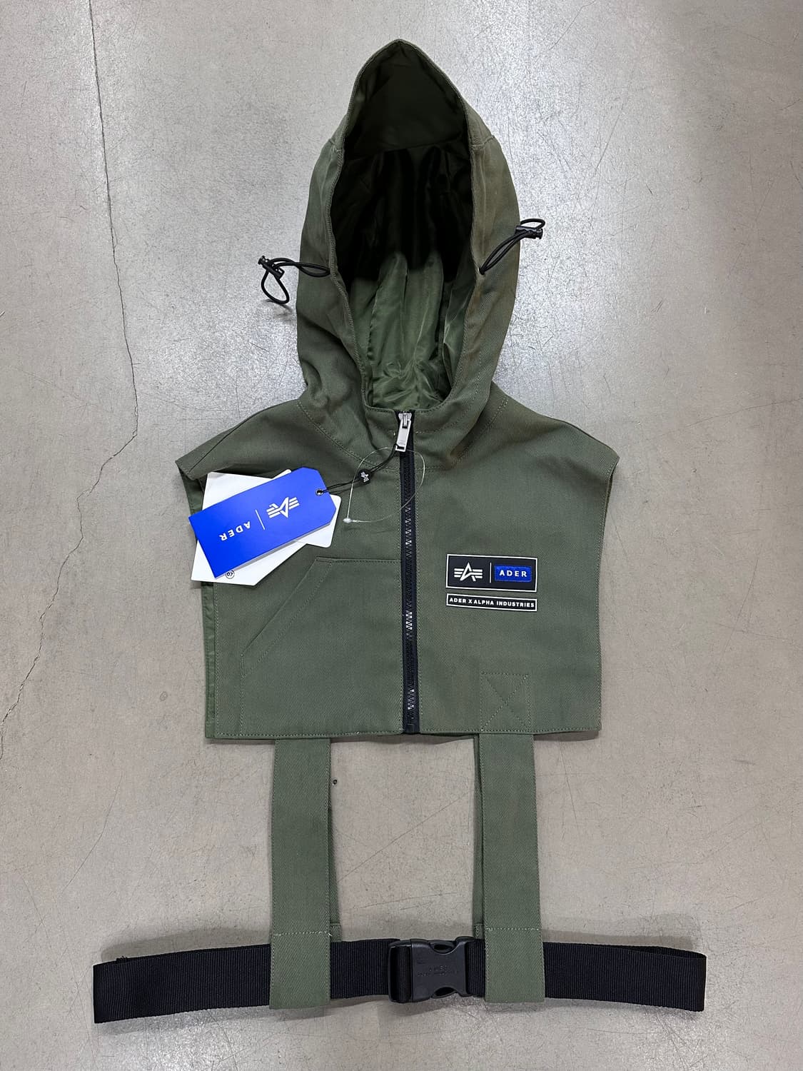 🔥알파 인더스트리 x 아더에러 MA-1 후드 베스트 세이지🔥 상품이미지3